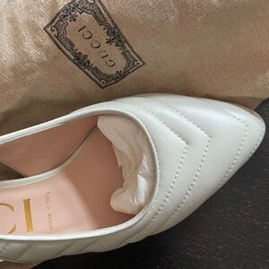 Gucci flats